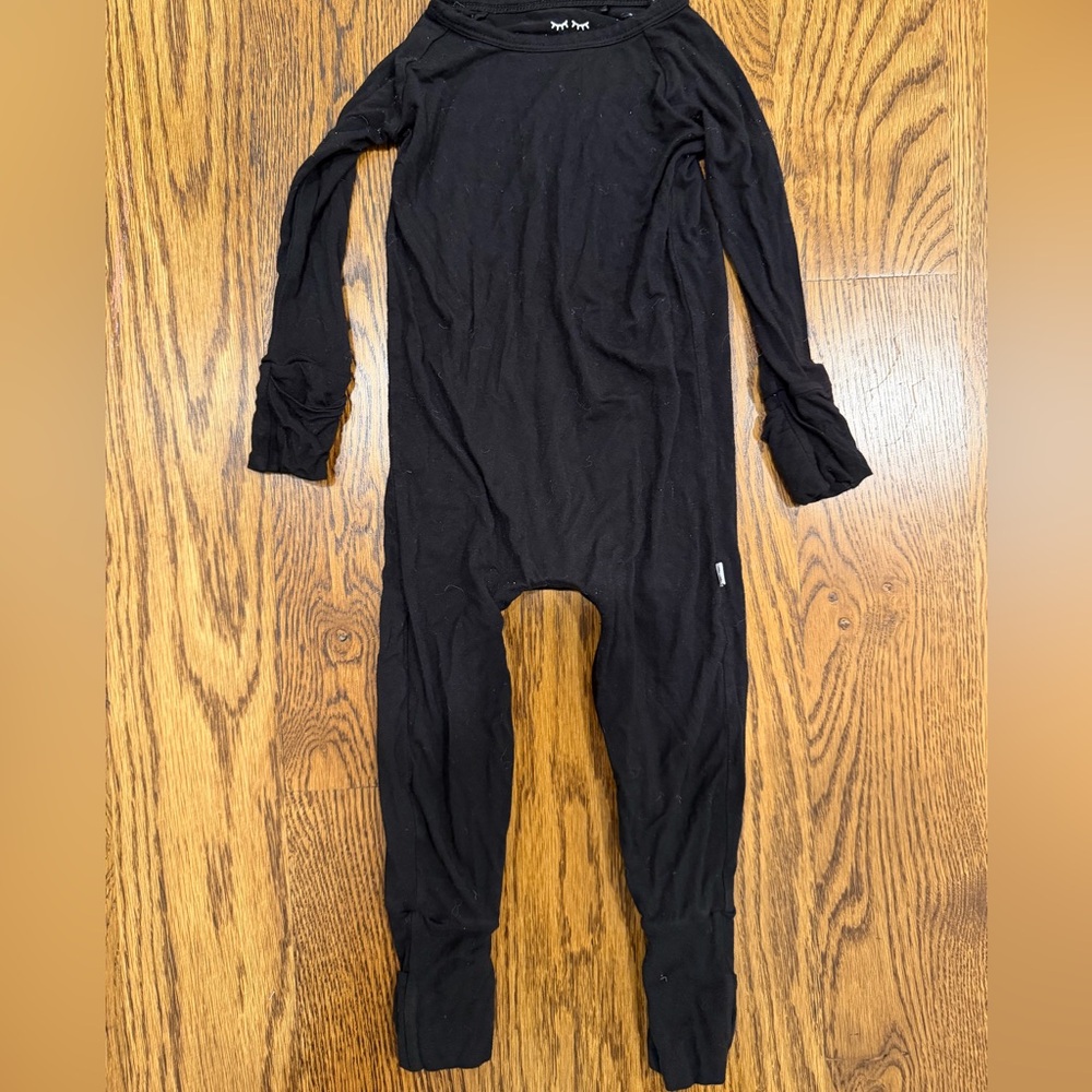 Size 6-12 months Little Sleepies Black Long Sleeve Footie Onesie cuffs